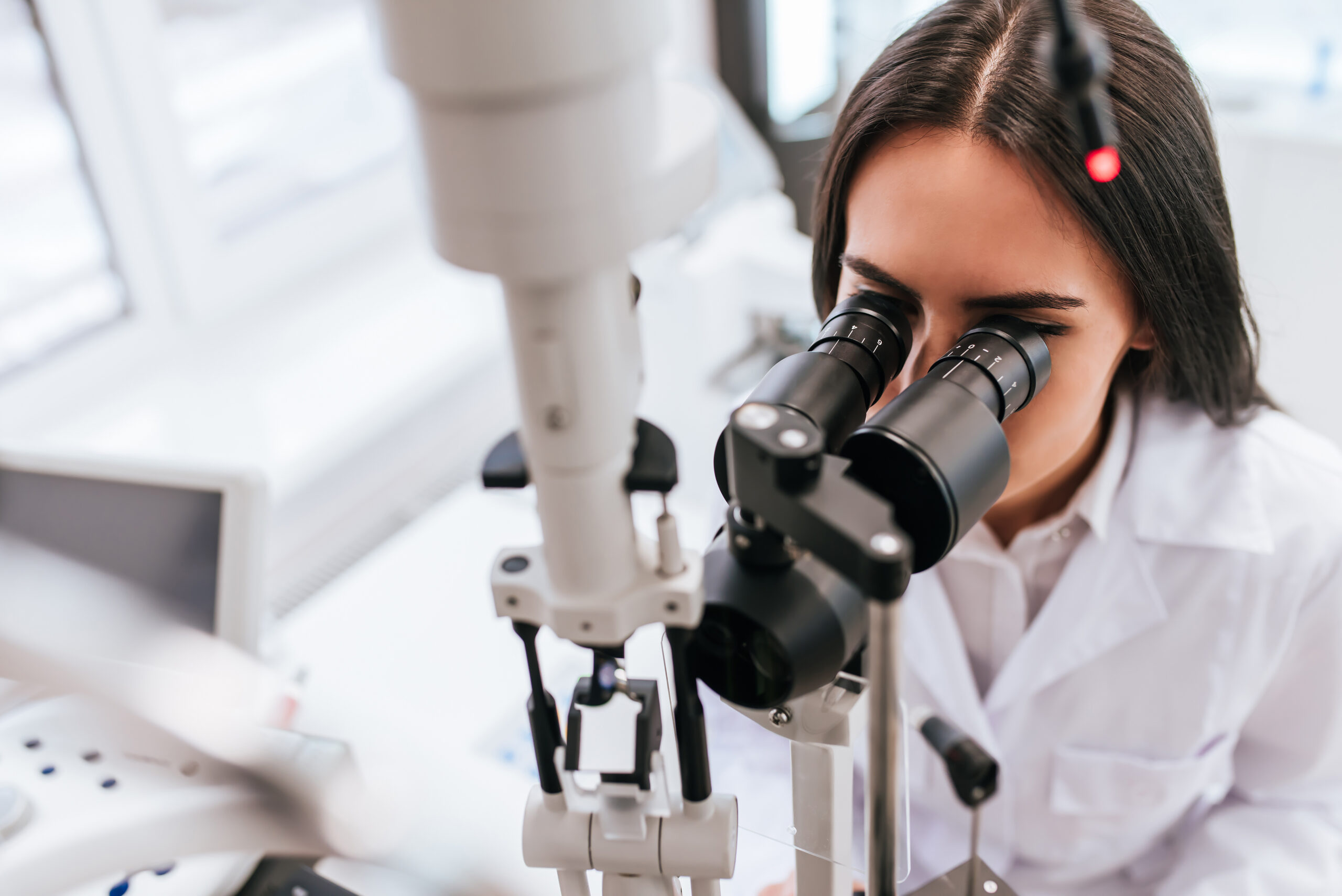 AdobeStock 195023622 scaled - Karns Vision Center